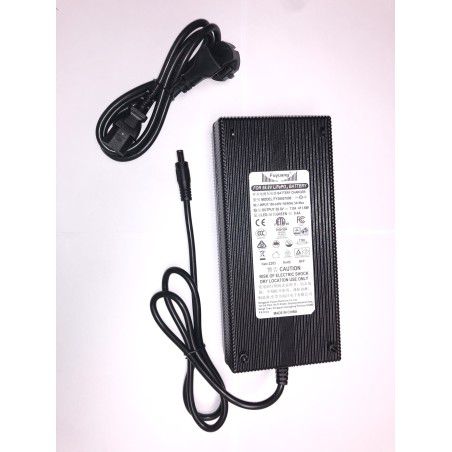 - PowerOak Bluetti C400 400W charger - Connectivity - C400
